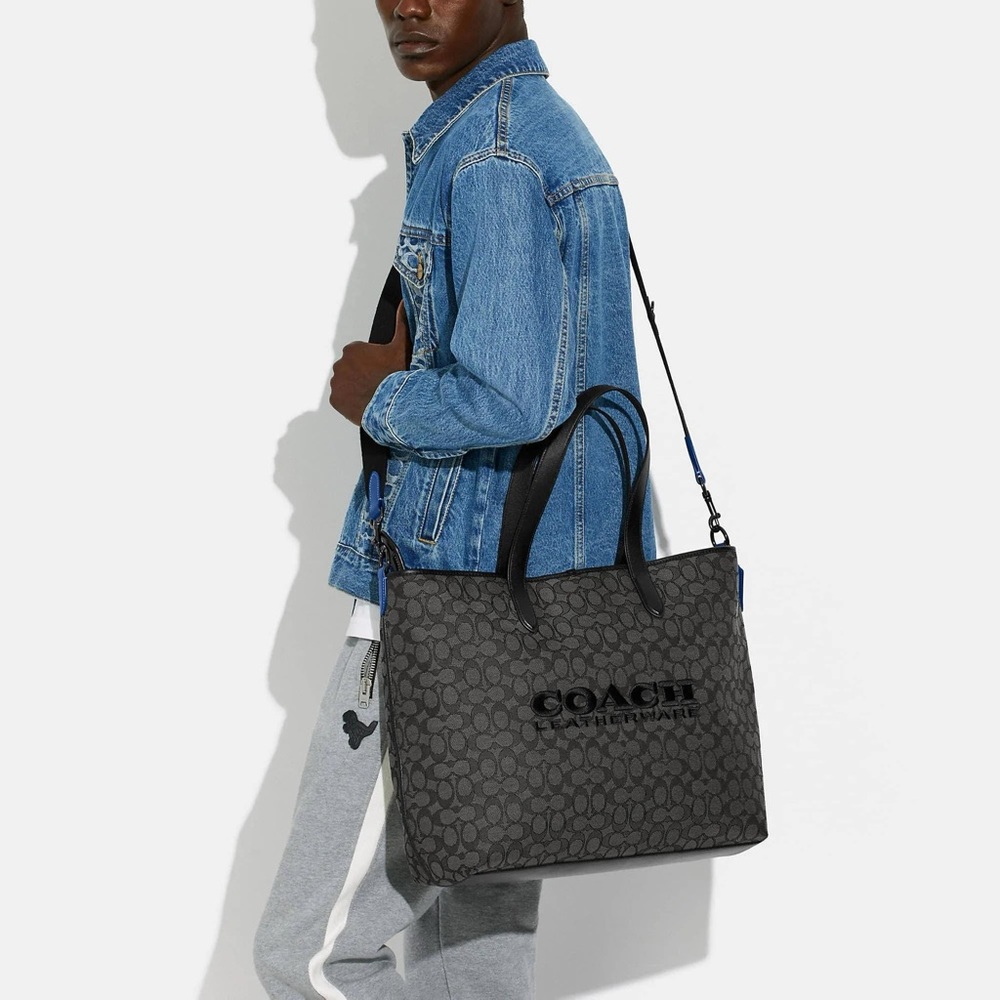 💰SOLD - C9159 - Coach League Tote in Signature Jacquard - Picture 12 of 14